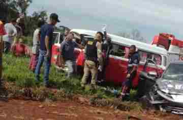 Cantagalo - Grave acidente na BR-277 deixa sete pessoas feridas 